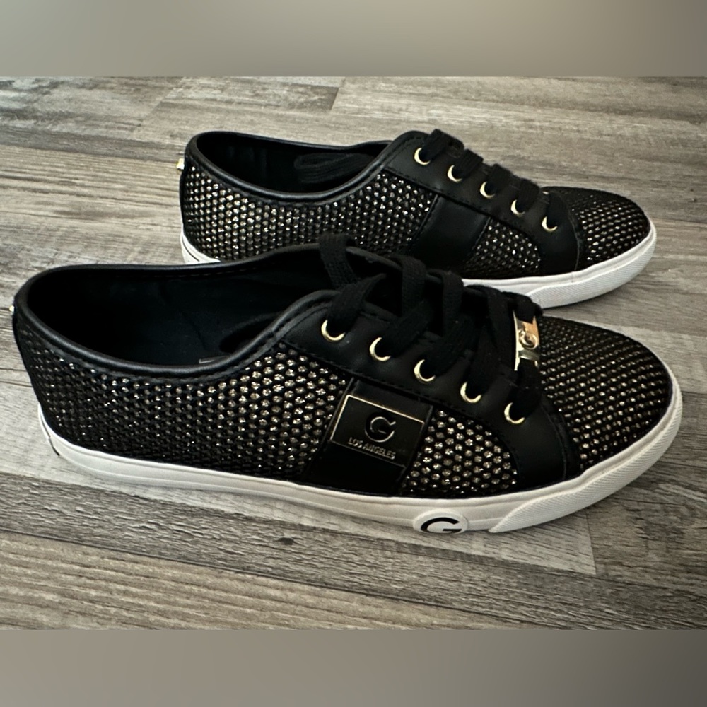 GBG Guess Sneakers Size 8.5
